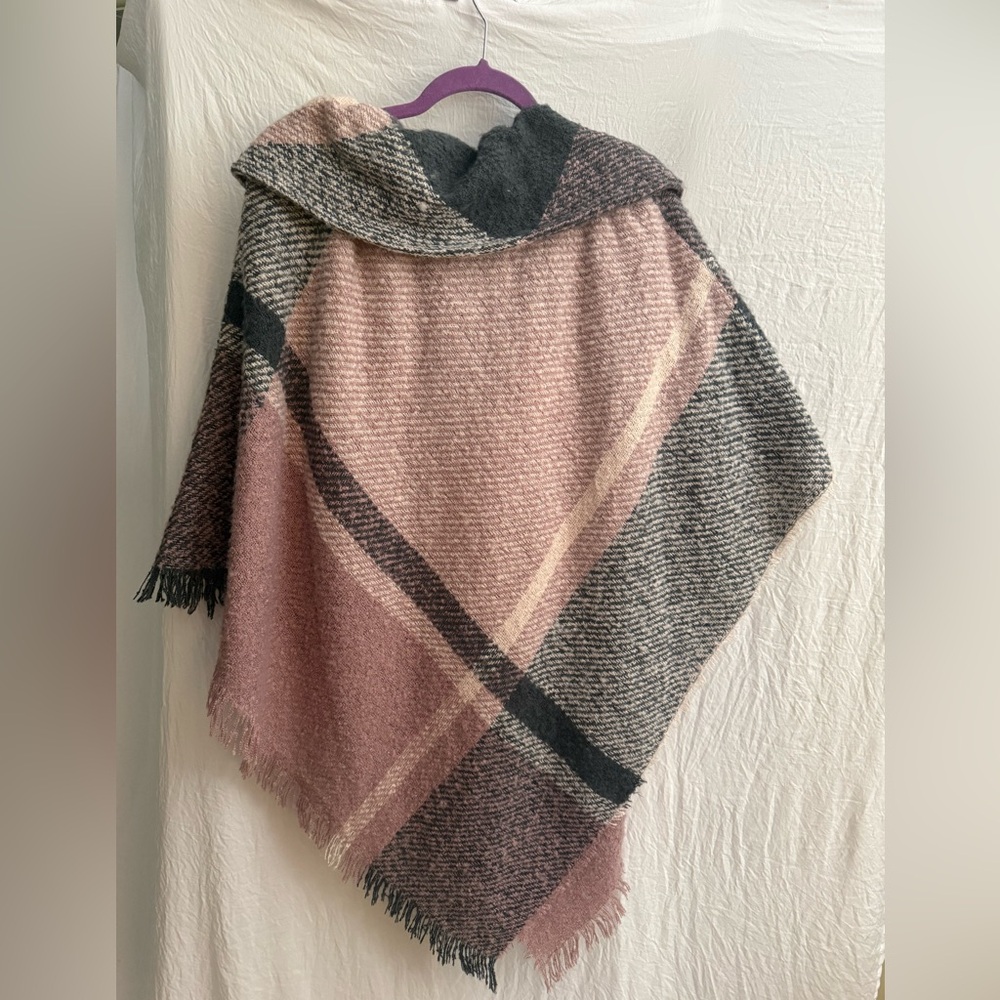 🔴 soft and comfortable poncho with closure - Picture 2 of 5